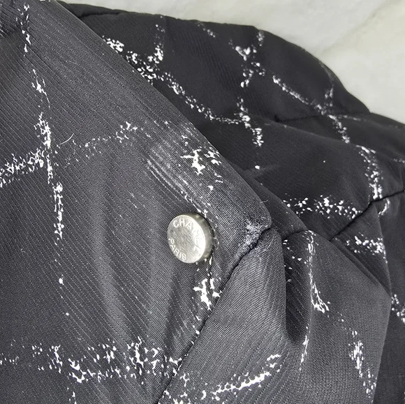 Chanel Authentic Women's Luxury Bag Travel Line Tote Printed Black Nylo… - Picture 15 of 16